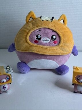 Thicc Box Foxy 8” Plush